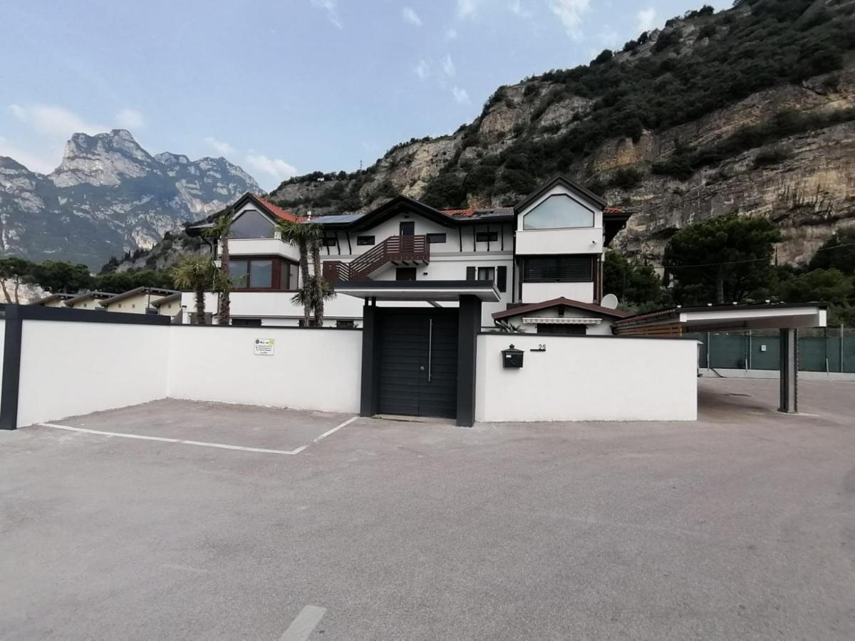 Torbole Lake Front Torbole Sul Garda Extérieur photo