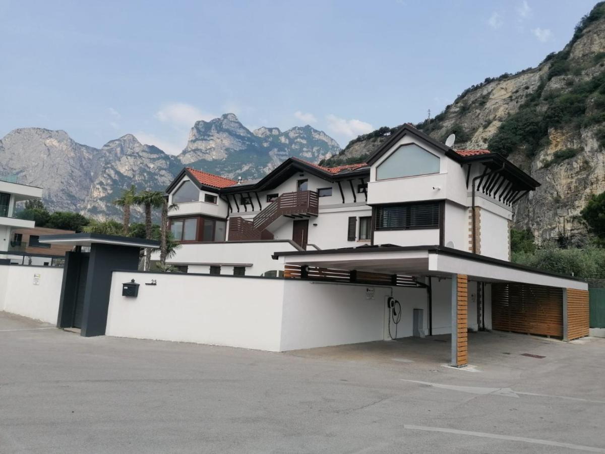 Torbole Lake Front Torbole Sul Garda Extérieur photo
